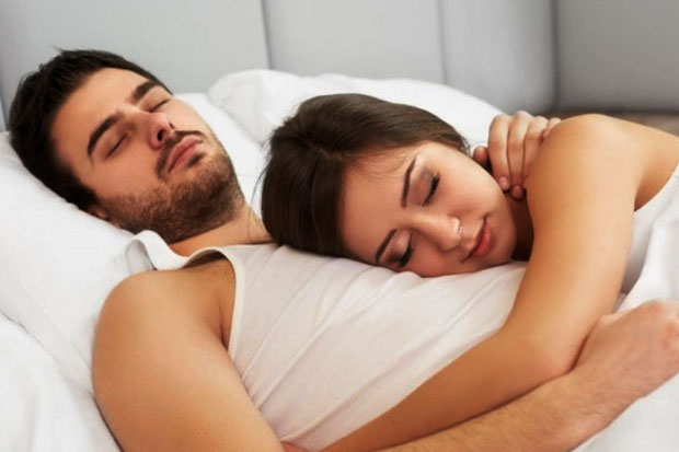 Mau Tidur Nyenyak dan Awet Muda?Tidurlah di Bawah Ketiak Suamimu