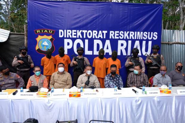 Polda Riau Bongkar Penyulingan Minyak Ilegal Milik PT Chevron